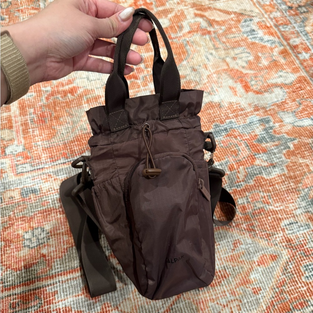 Calpak water bottle holder in walnut